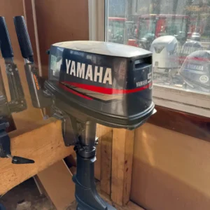Японский лодочный мотор Yamaha 5HP 2-х тактный